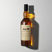 Afbeelding in Gallery-weergave laden, Dailuaine 16 Year Old Flora &amp; Fauna Single Malt Whisky, 70cl
